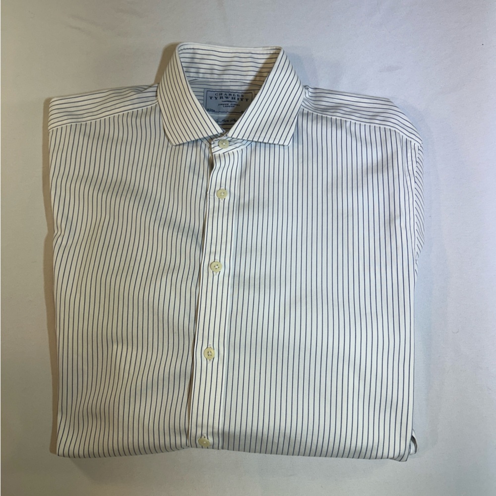 Charles Tyrwhitt White and Black Striped Shirt Size 16/34 Slim Fit.